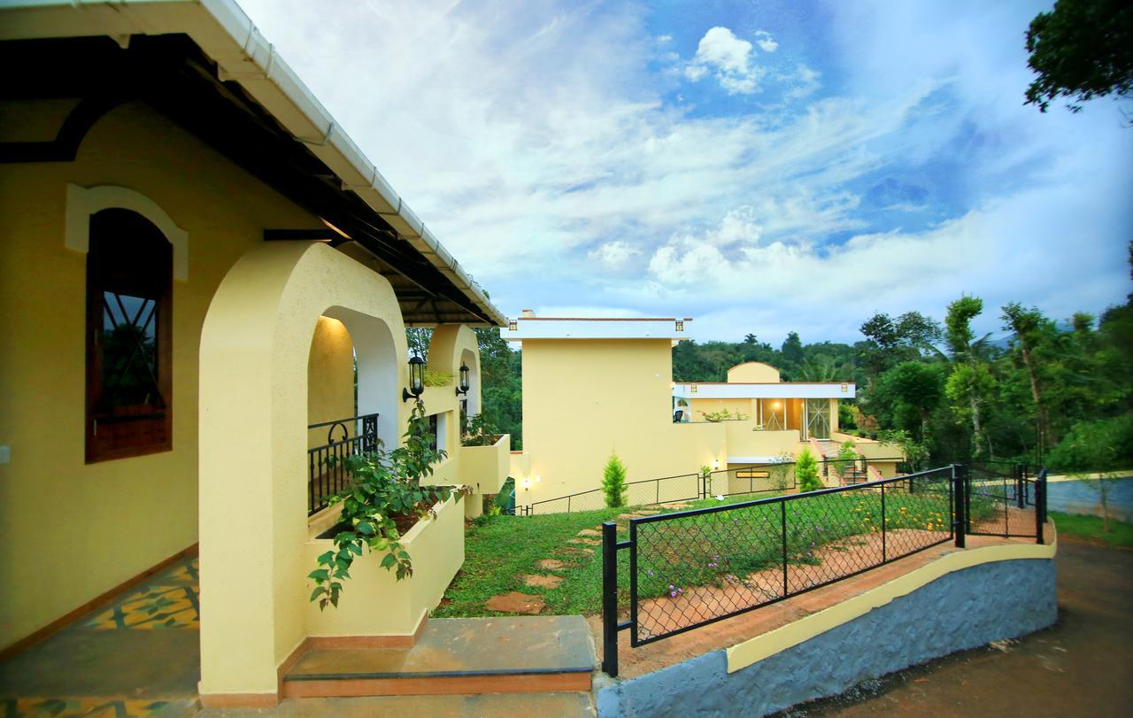 Vista Del Lago Hotel Ambalavayal Exterior photo