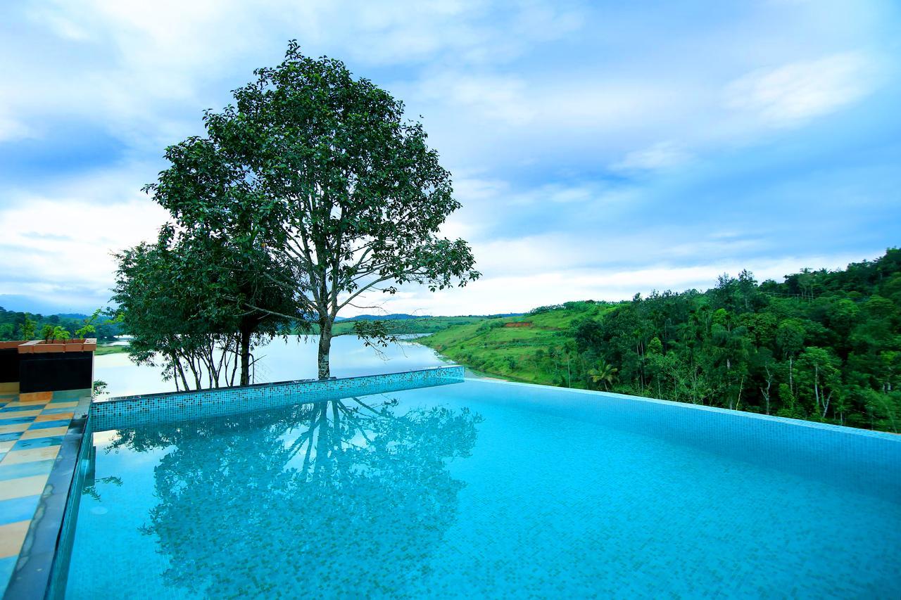 Vista Del Lago Hotel Ambalavayal Exterior photo